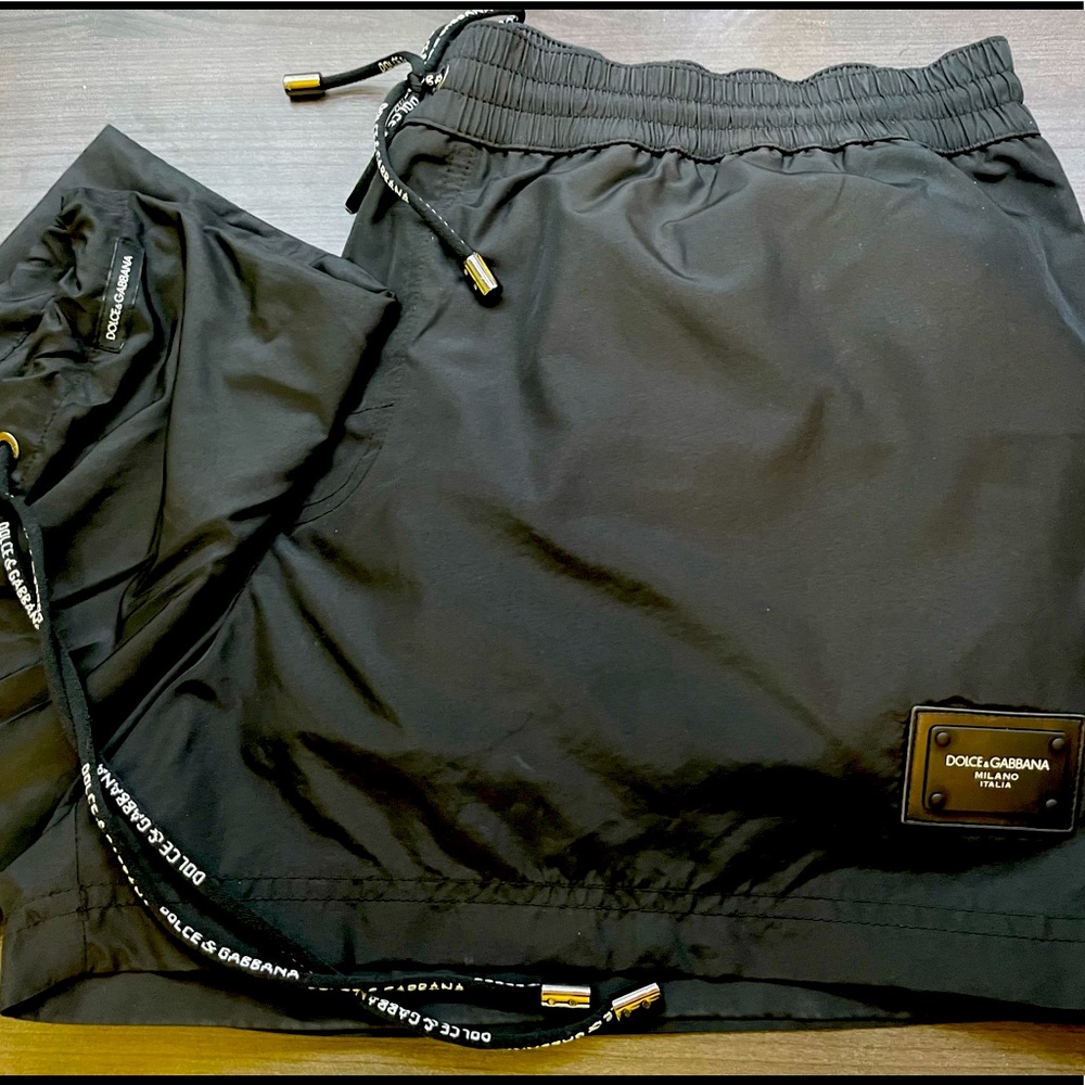 Men’s Dolce & Gabbana black medium swim trunks